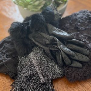 Leather gloves with faux fur poms + 3 scarves